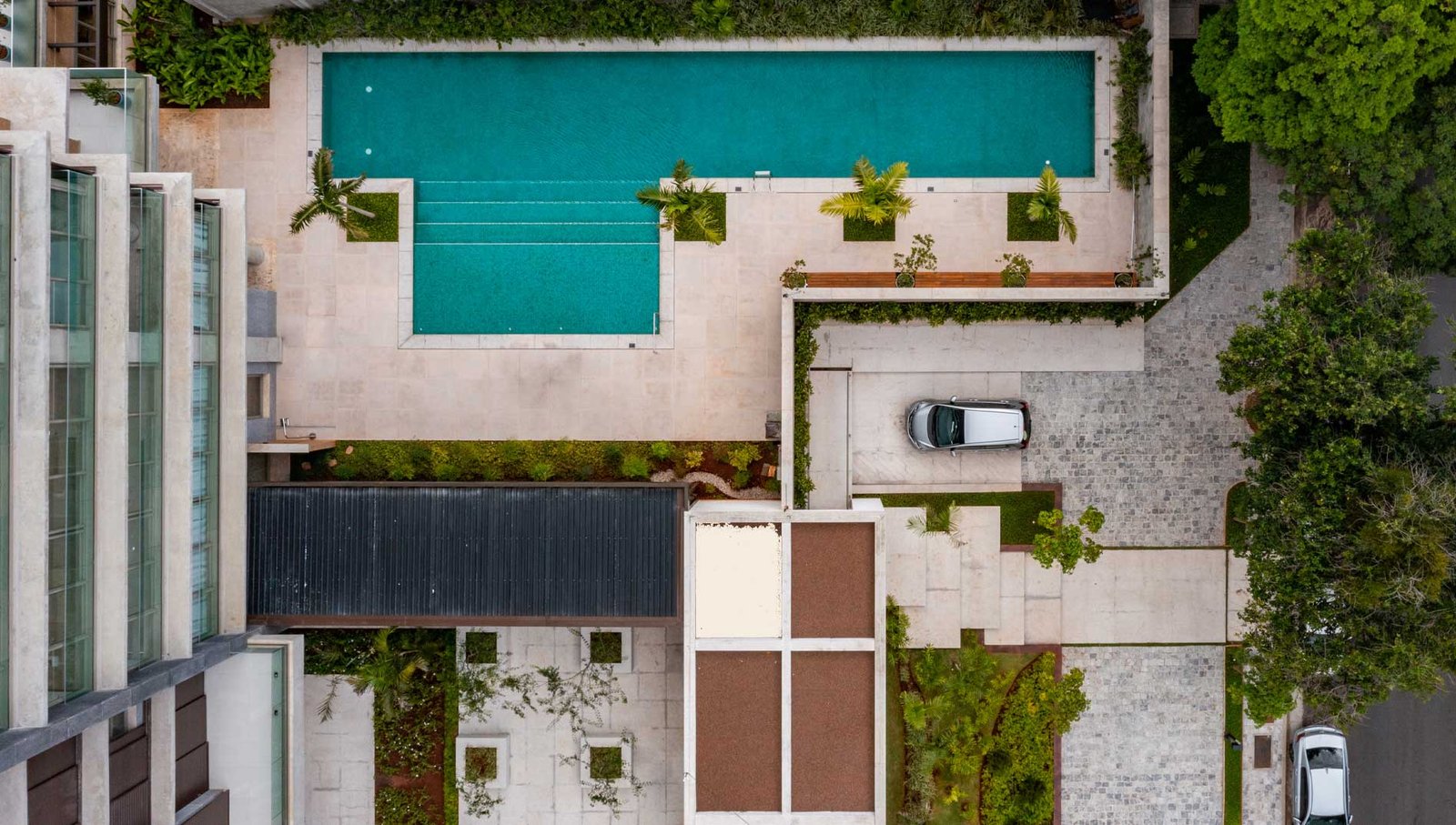 Piscina e paisagismo do projeto Bossa Nova, desenvolvido pela XOK